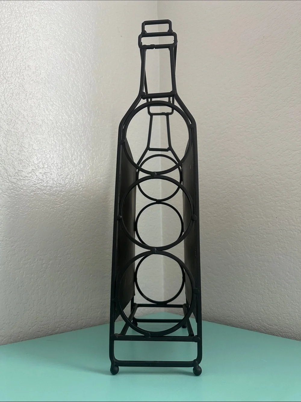 Wine Bottle Rack Décor ‘Wine Flies When You’re Having Fun’-used-good condition